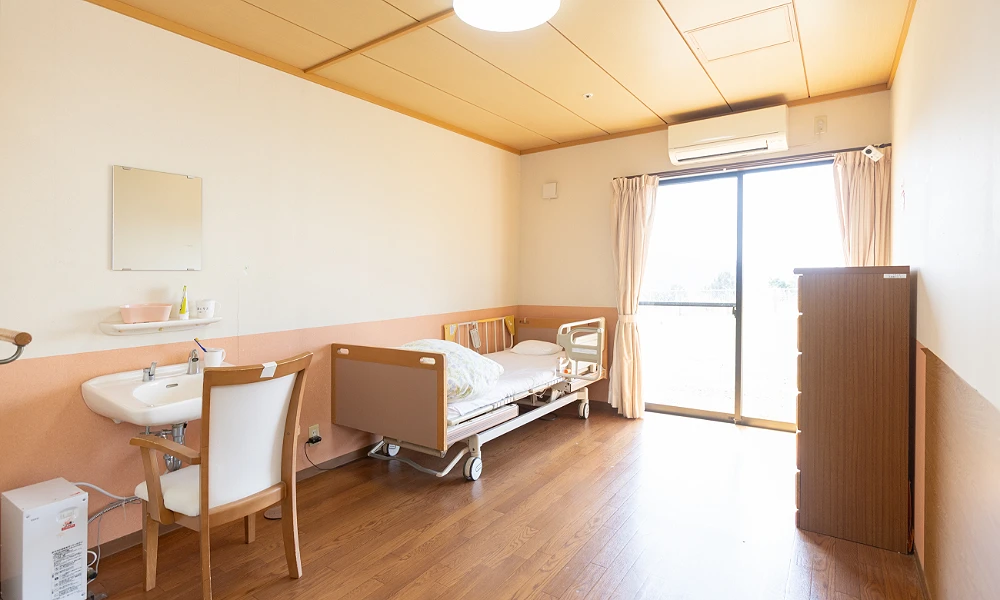 居室は全室　冷暖房完備・洗面・トイレ付